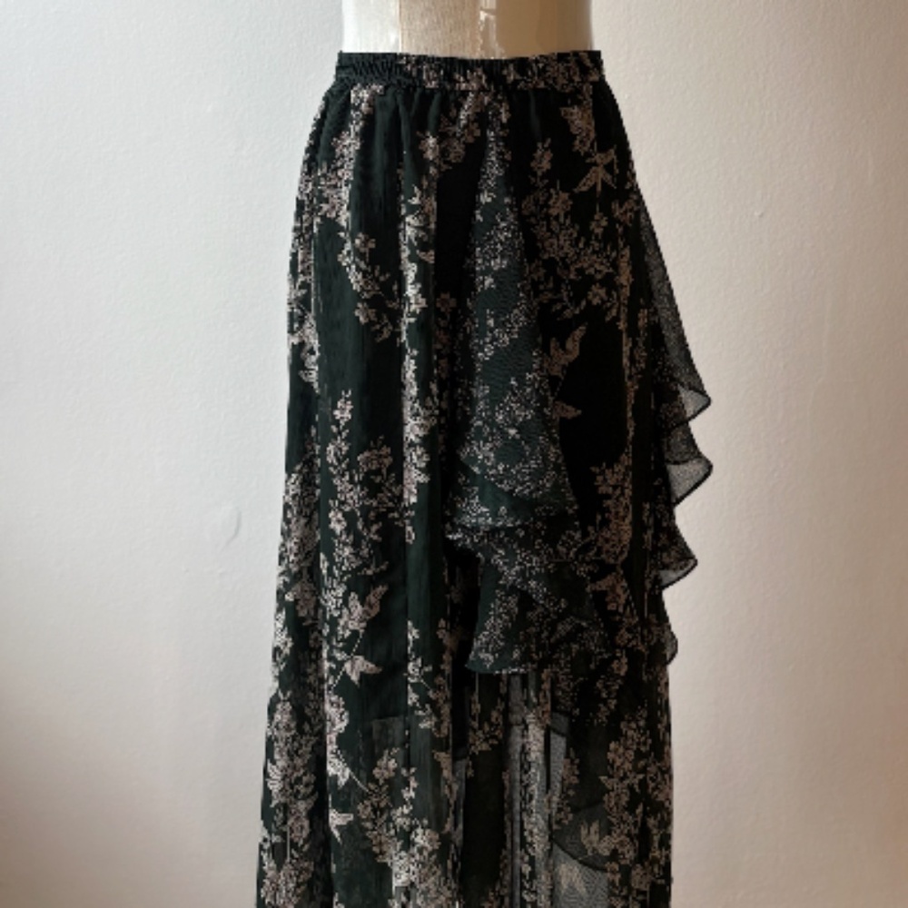 BCBGMAXAZRIA Green Floral High Low Skirt XS Sheer Ruffle Hem Elastic Waist